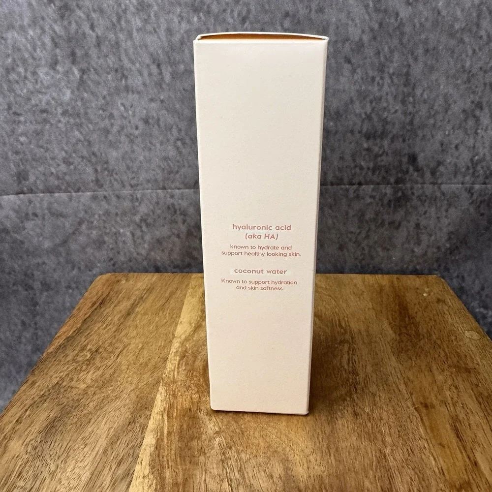 New ColourPop Pretty Fresh Setting Mist Hyaluronic Acid and Coconut